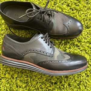 Cole Haan, men’s camo dress shoes. 8.5